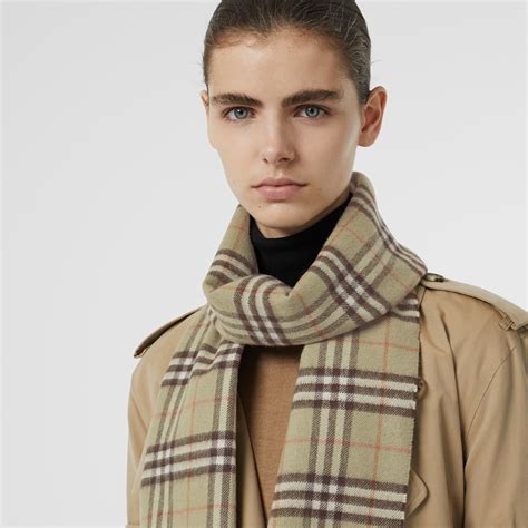 burberry scarf cashmere vs wool|burberry wool cashmere scarf review.